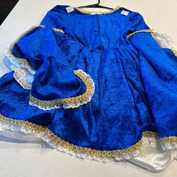 Wishcraft women’s costume size 15, see measurements logo in front needs tape. - Picture 8 of 8